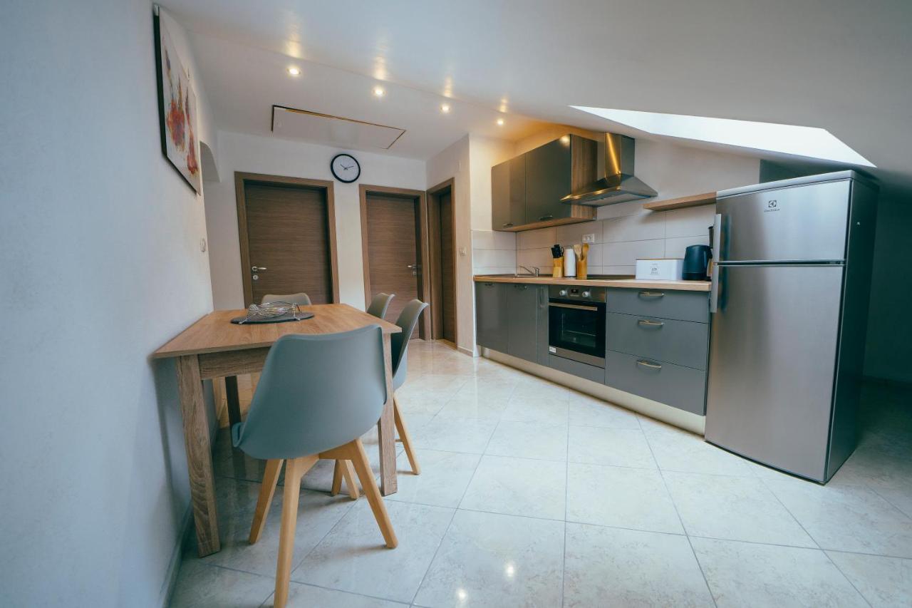 Apartmani Josip Podstrana Esterno foto