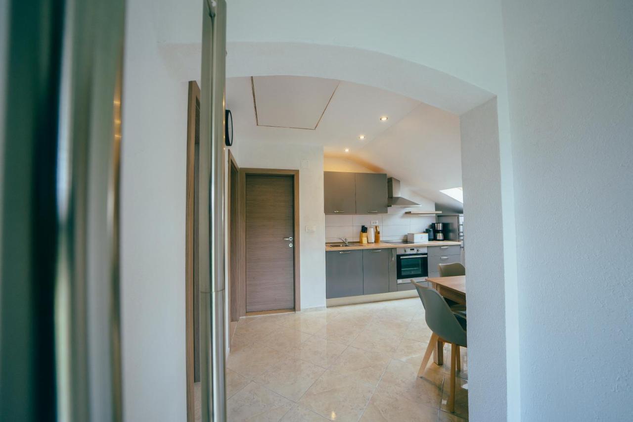 Apartmani Josip Podstrana Esterno foto